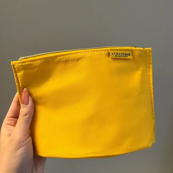 L’Occitane Makeup Pouch - Picture 1 of 2